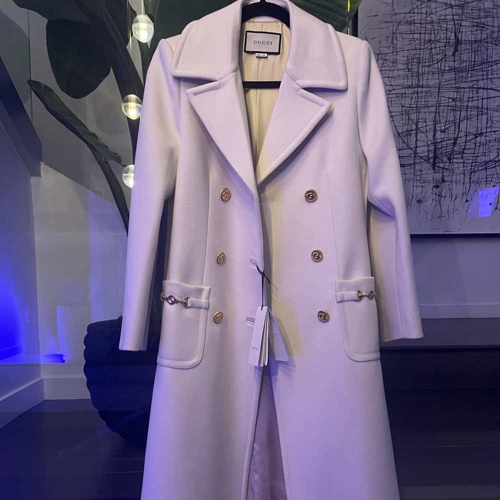 NWT AUTHENTIC GUCCI COAT.